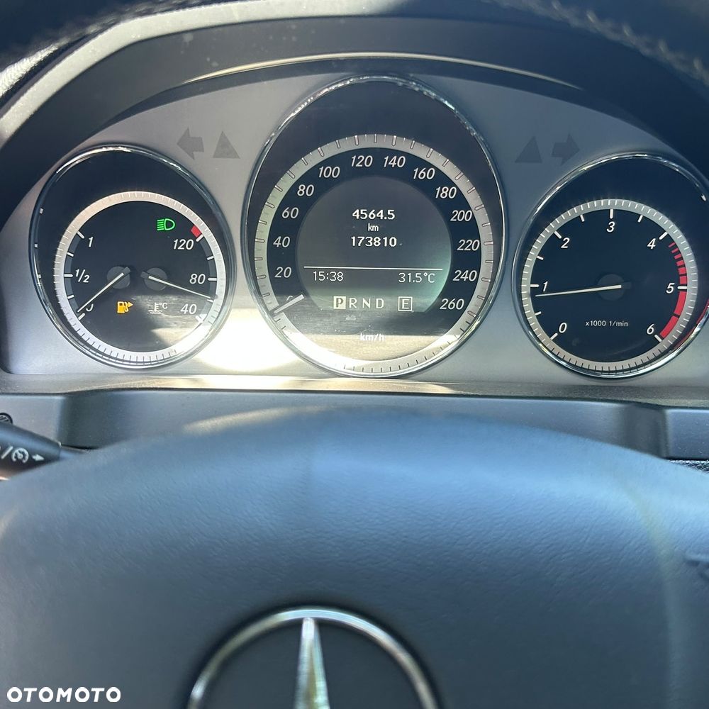 Mercedes-Benz Klasa C 220 CDI DPF Automatik BlueEFFICIENCY Avantgarde - 6