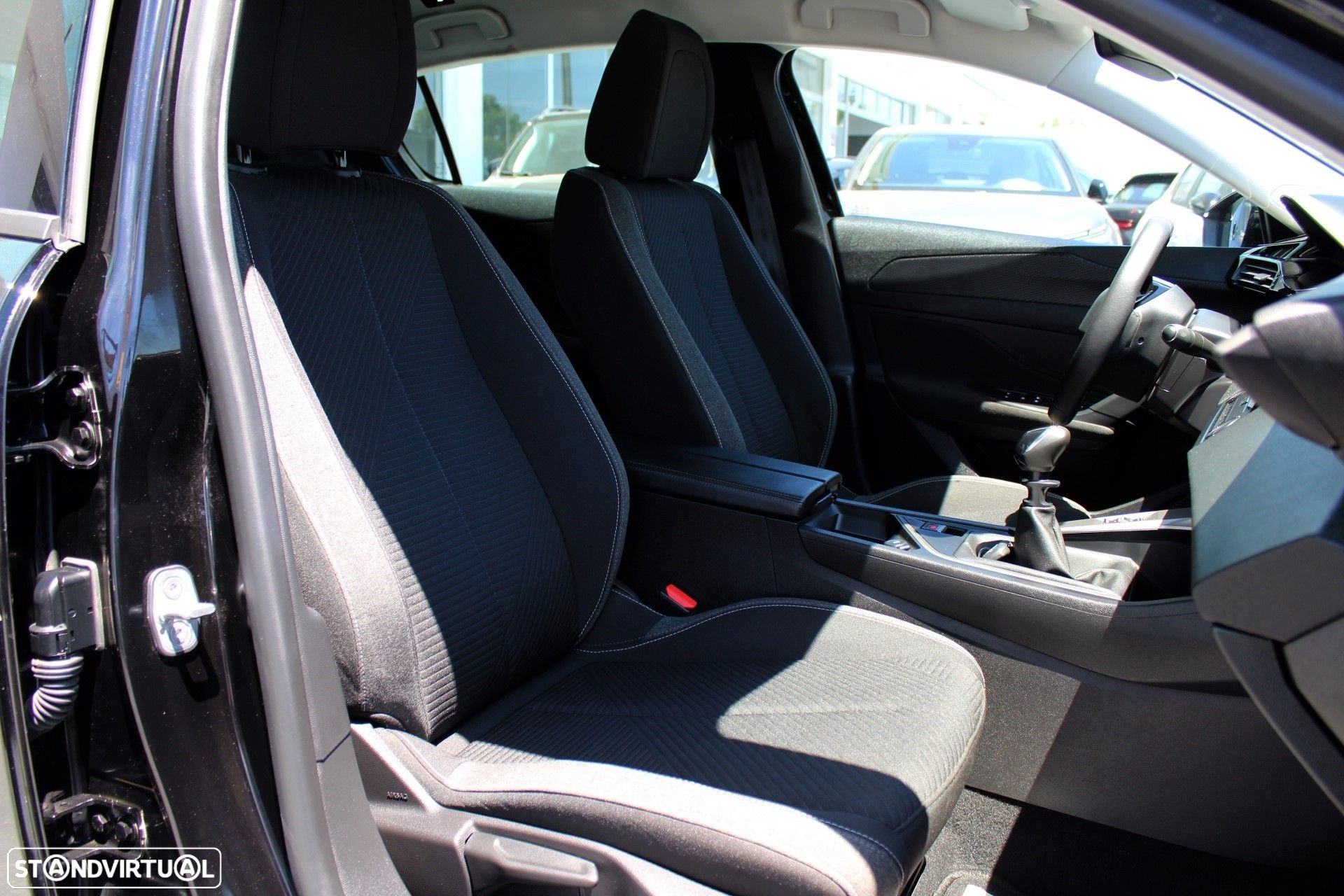 Peugeot 308 1.2 PureTech Active Pack - 18