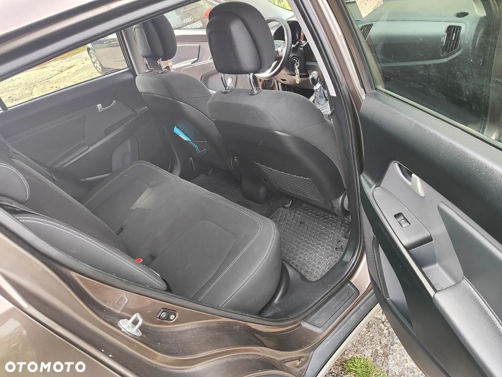 Kia Sportage 1.7 CRDI XL 2WD - 18