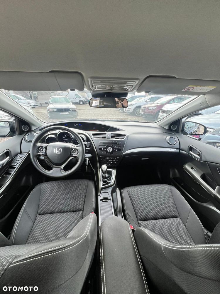 Honda Civic 1.8 i-VTEC Sport Black Edition - 9