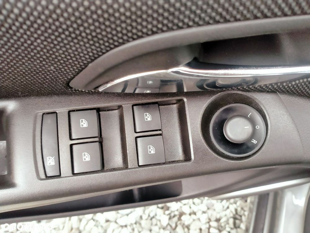 Chevrolet Cruze - 14