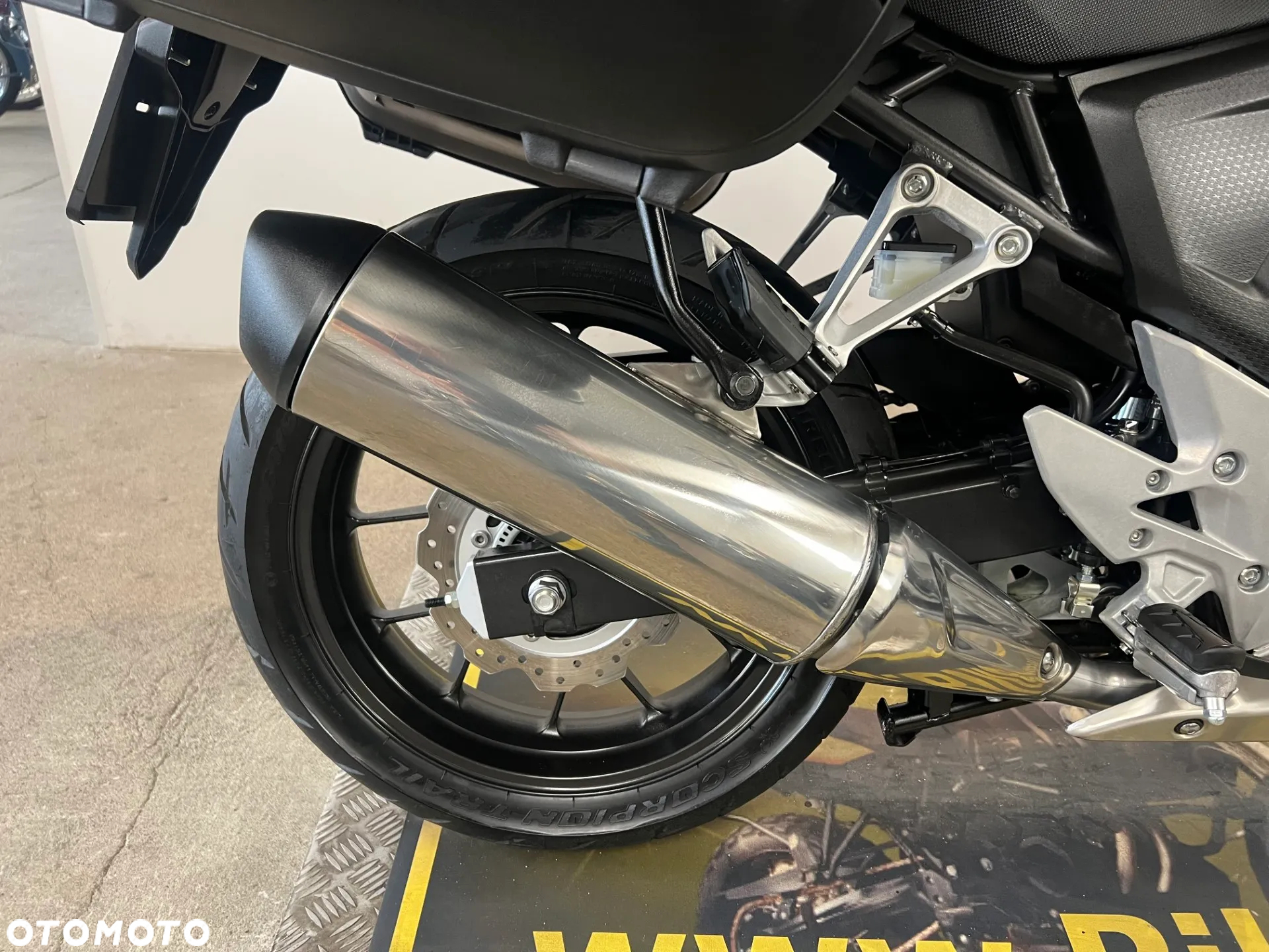 Honda CB - 18