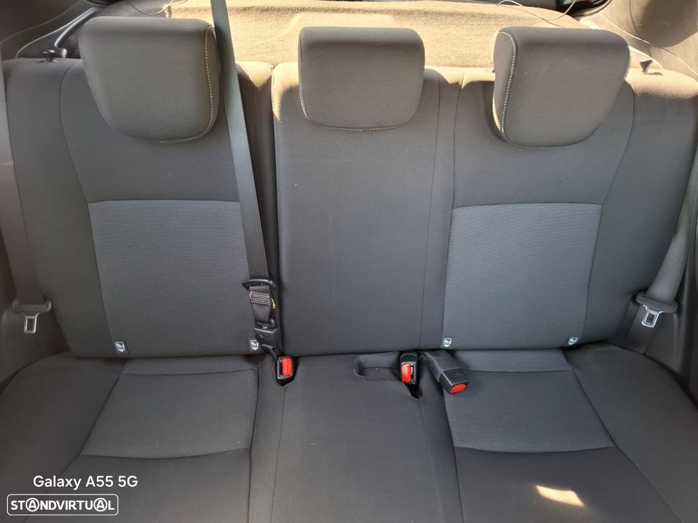 Toyota Yaris 1.5 HSD Square Collec.White - 24
