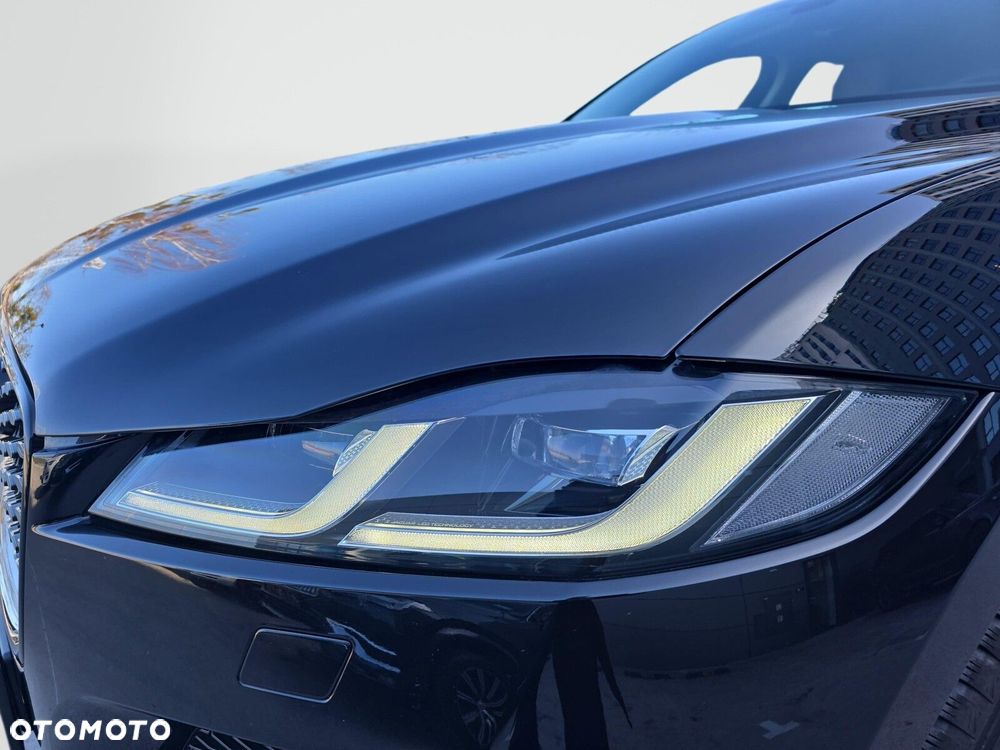 Jaguar F-Pace - 25