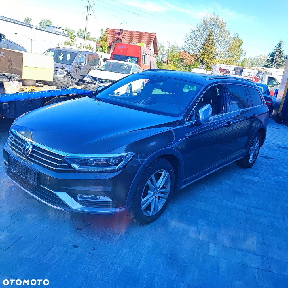 Volkswagen Passat Alltrack 2.0 TDI SCR 4Motion DSG (BMT) - 1