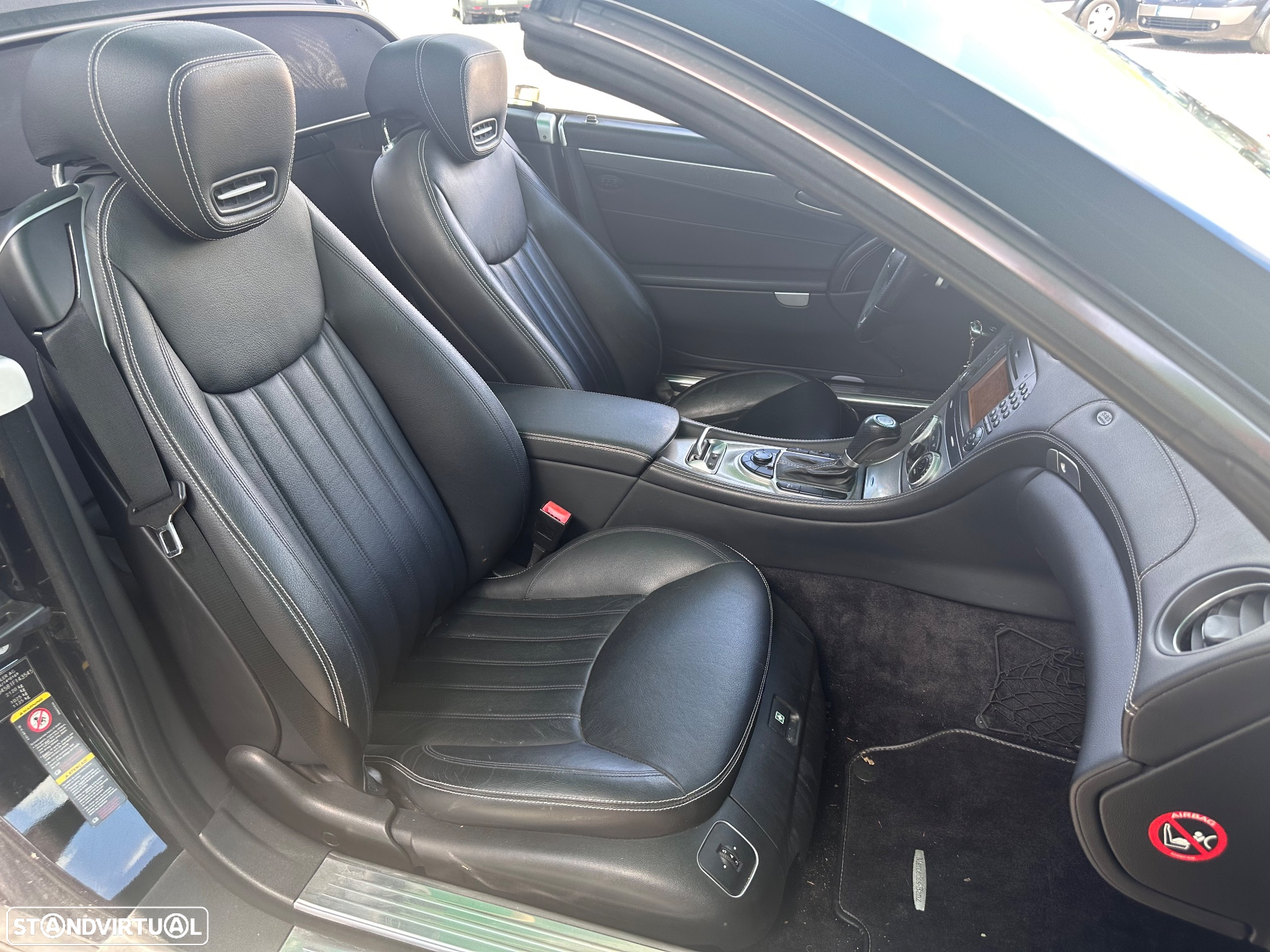 Mercedes-Benz SL 350 Standard - 12