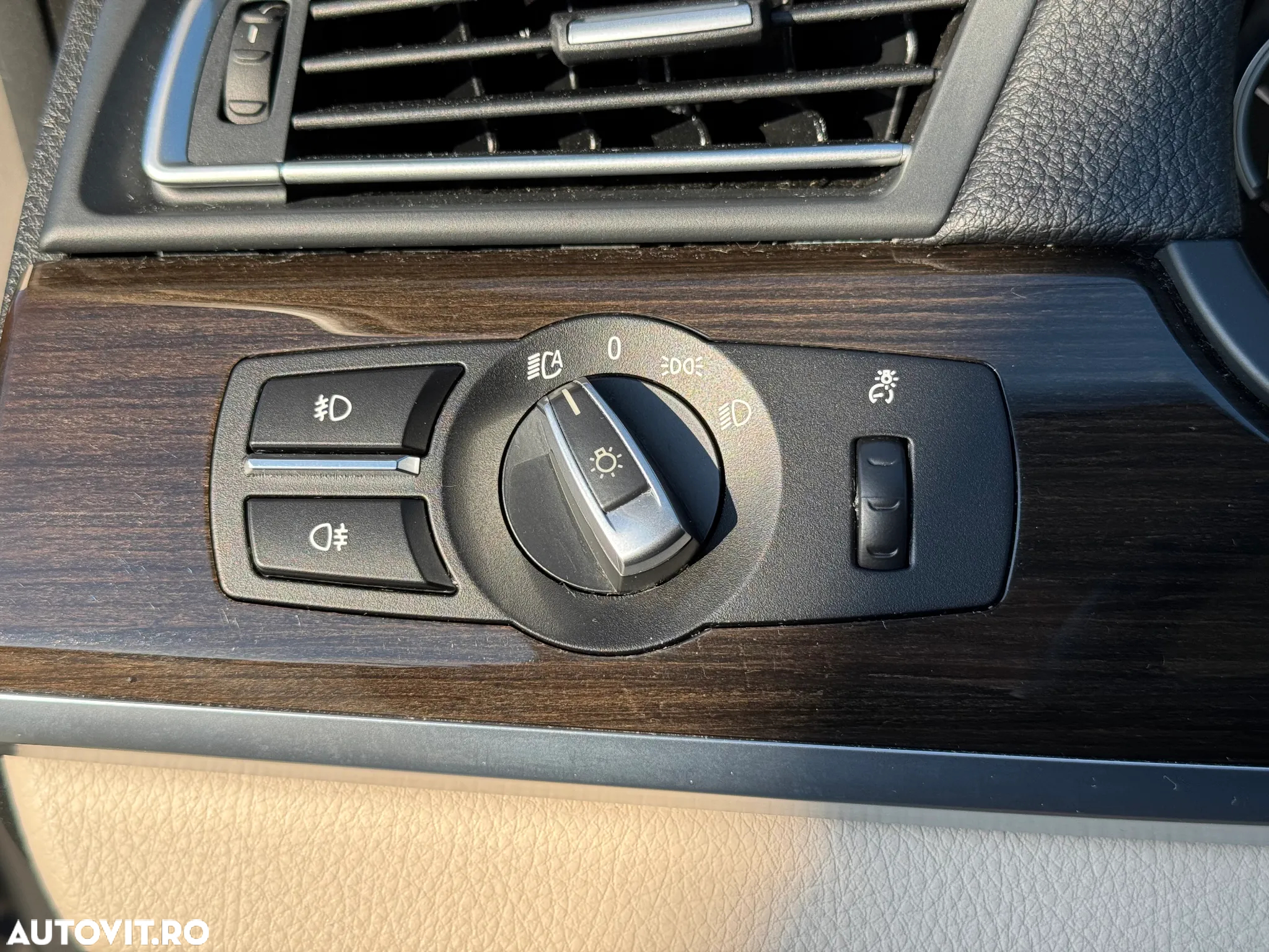 BMW Seria 7 740d xDrive Aut. - 22