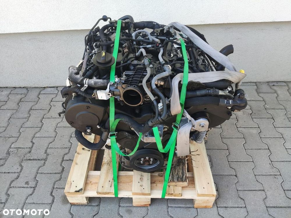 SILNIK KOMPLETNY WTRYSKIWACZE TURBINA CITROEN C5 III X7 3.0 HDI 10TRK1 X801 - 2
