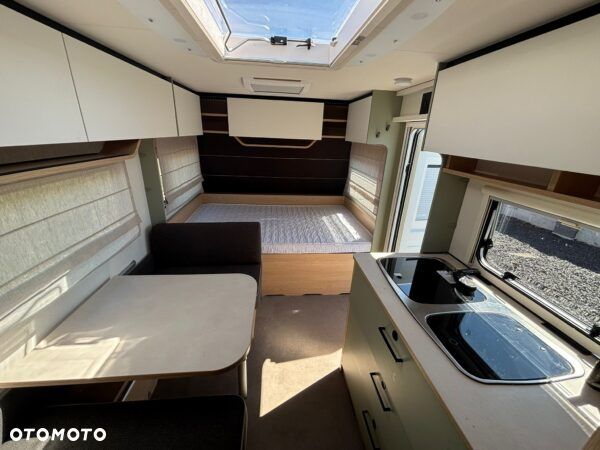 LMC Uni-Caravan T E C - 12