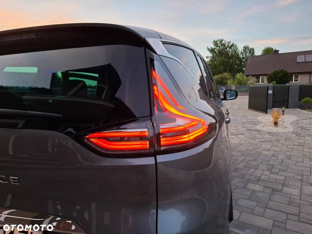 Renault Espace 1.6 TCE Initiale Paris EDC 7os - 15