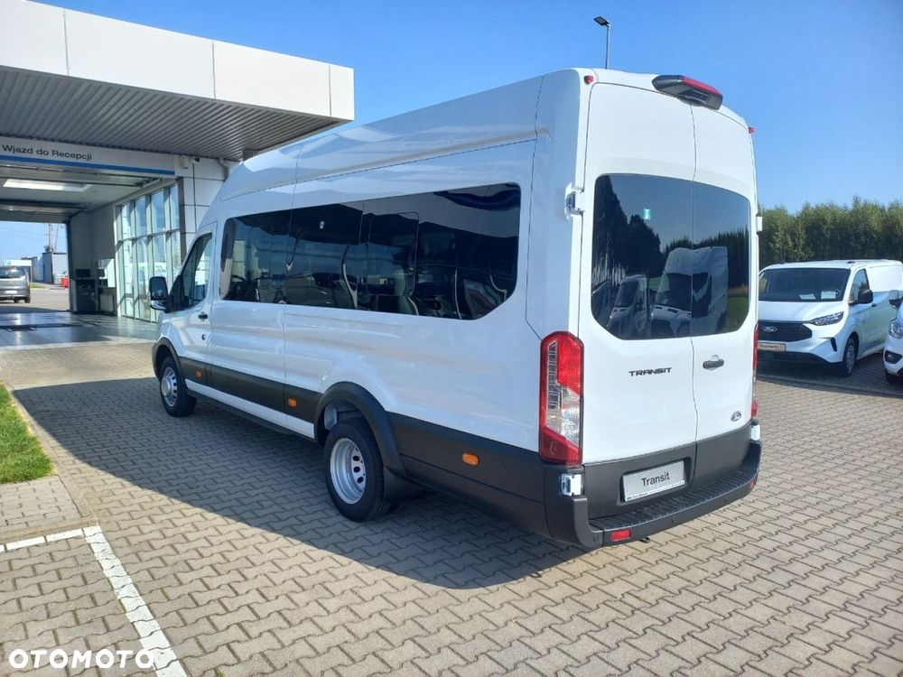 Ford Transit autobus - 9