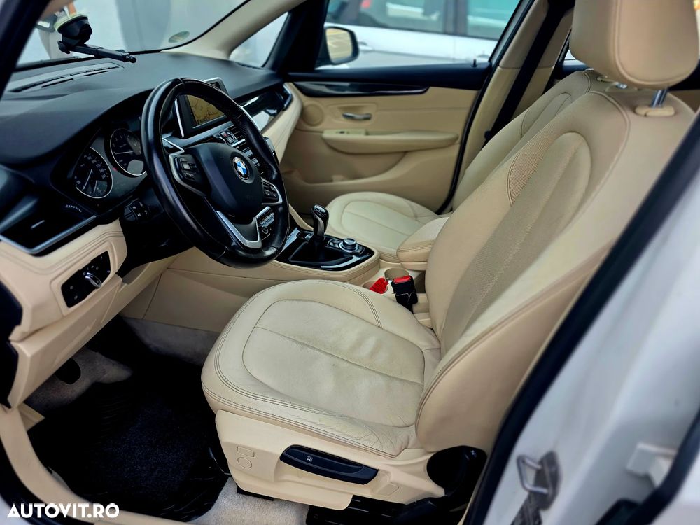 BMW Seria 2 218i Luxury Line - 13
