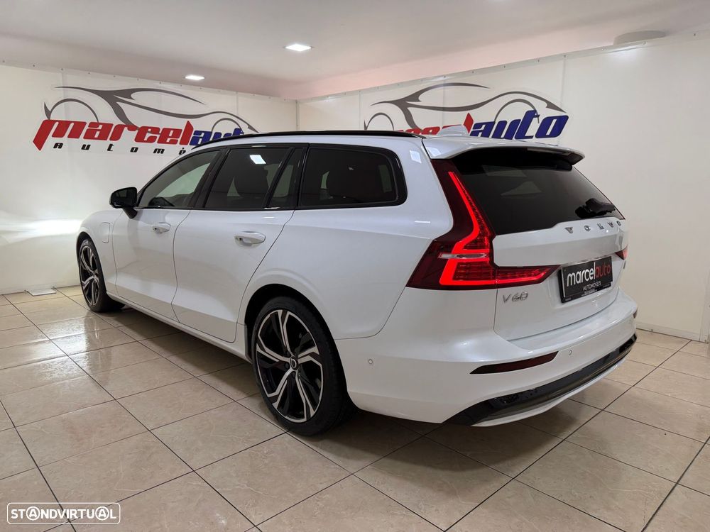 Volvo V60 2.0 T8 AWD TE Plus Dark - 10