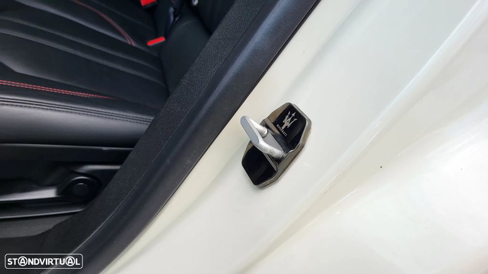 Maserati Levante 3.0 V6 S - 13