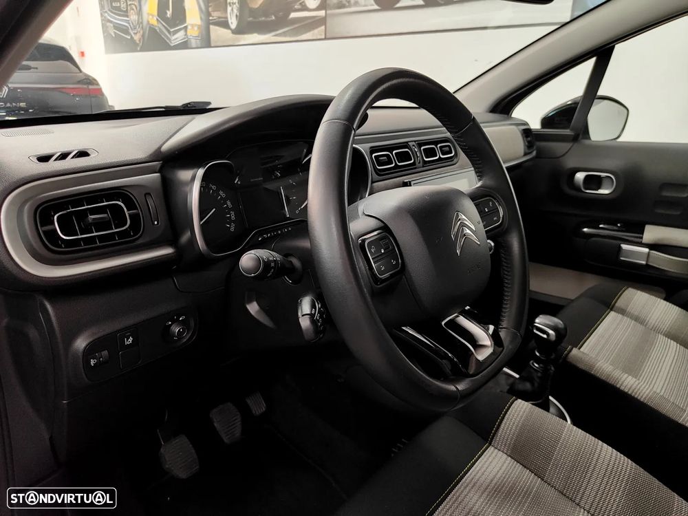 Citroën C3 1.2 PureTech Shine Pack - 49