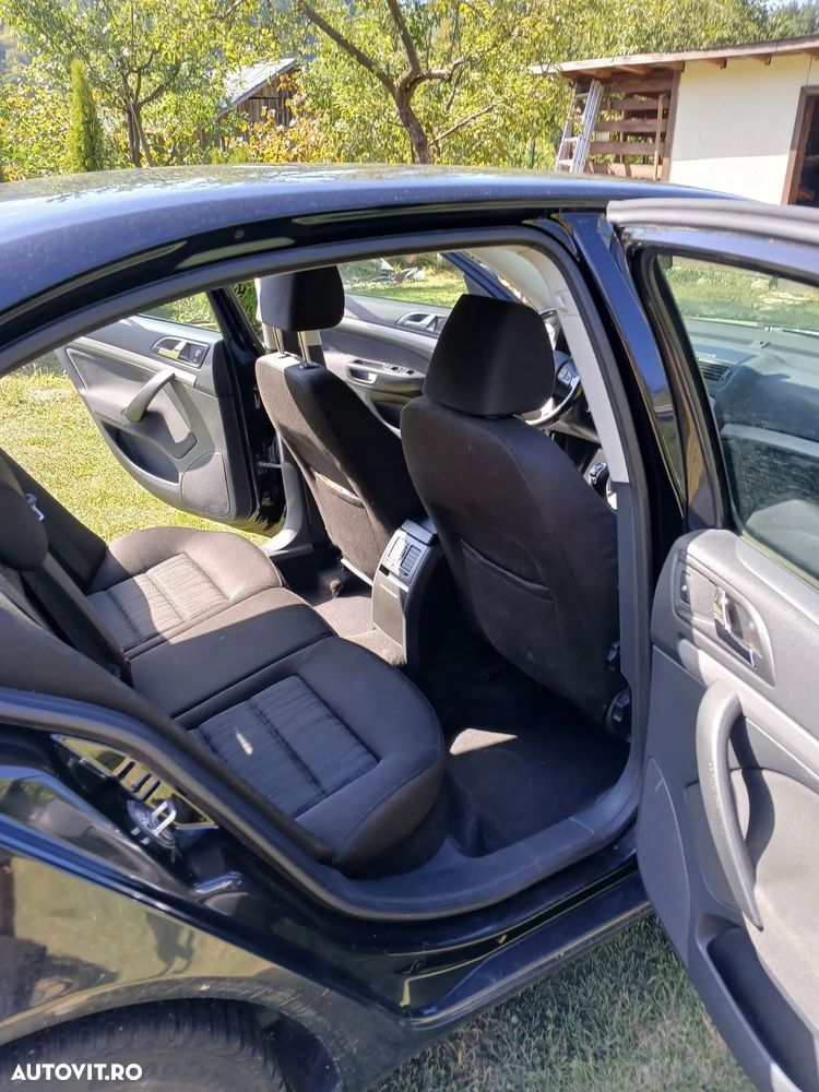 Skoda Octavia 2.0 TDI Business - 11