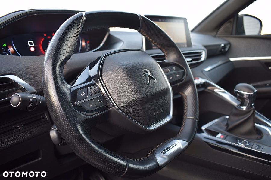 Peugeot 3008 1.2 PureTech GPF Allure S&S - 24