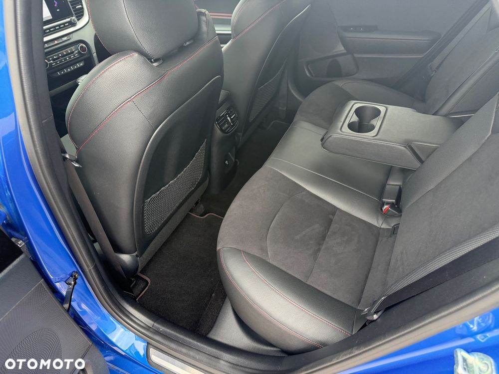 Kia ProCeed 1.6 T-GDI DCT7 OPF GT - 13