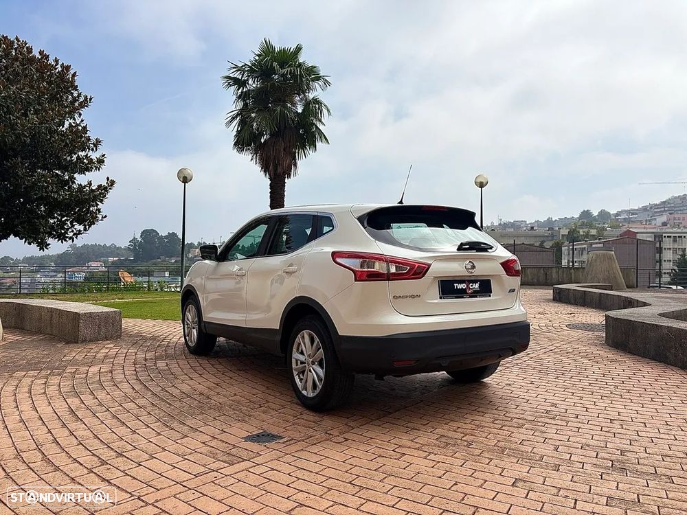 Nissan Qashqai 1.5 dCi DPF acenta - 5
