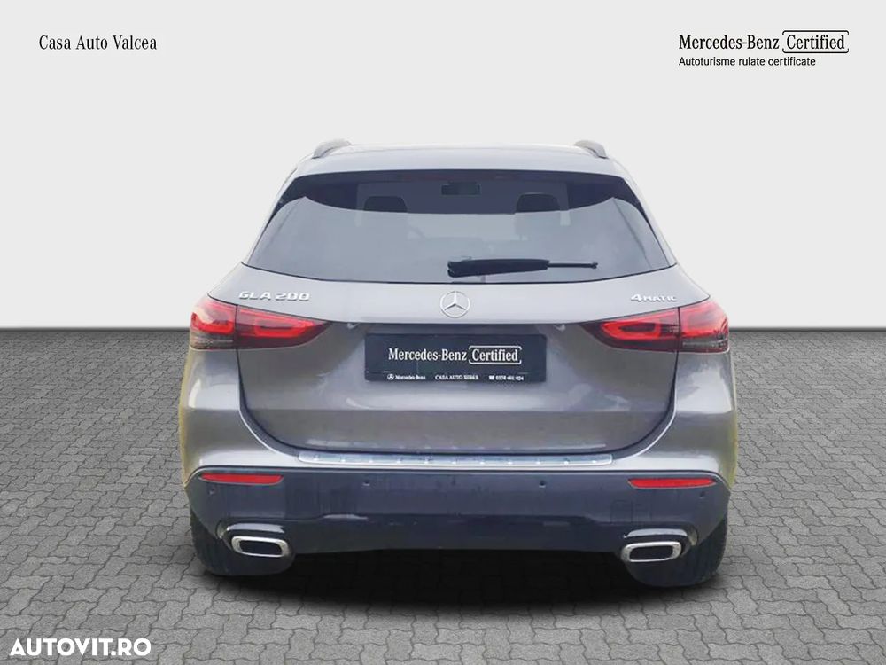 Mercedes-Benz GLA 200 4MATIC Aut. - 4