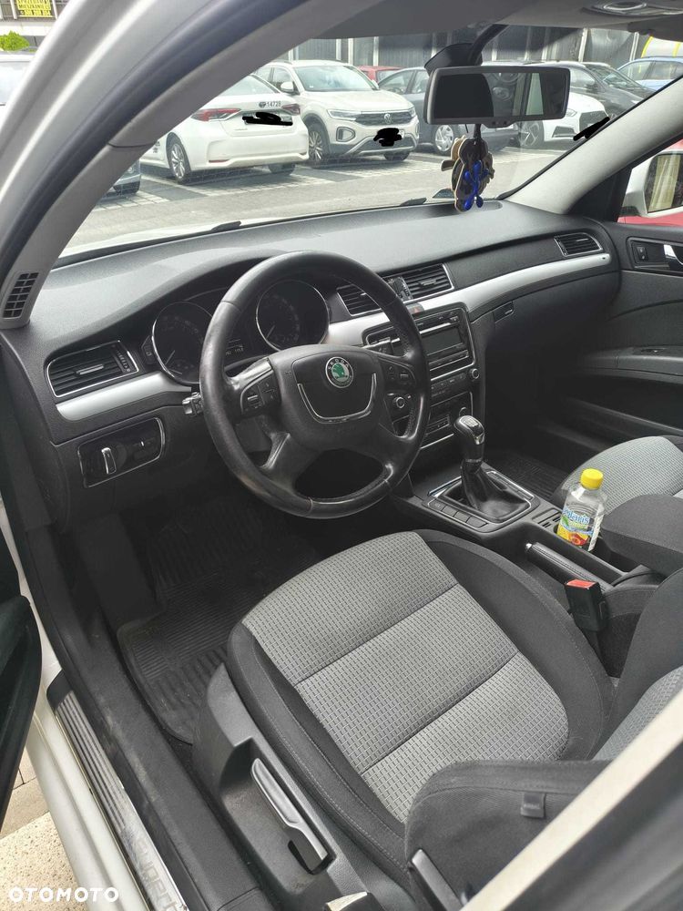 Skoda Superb - 4