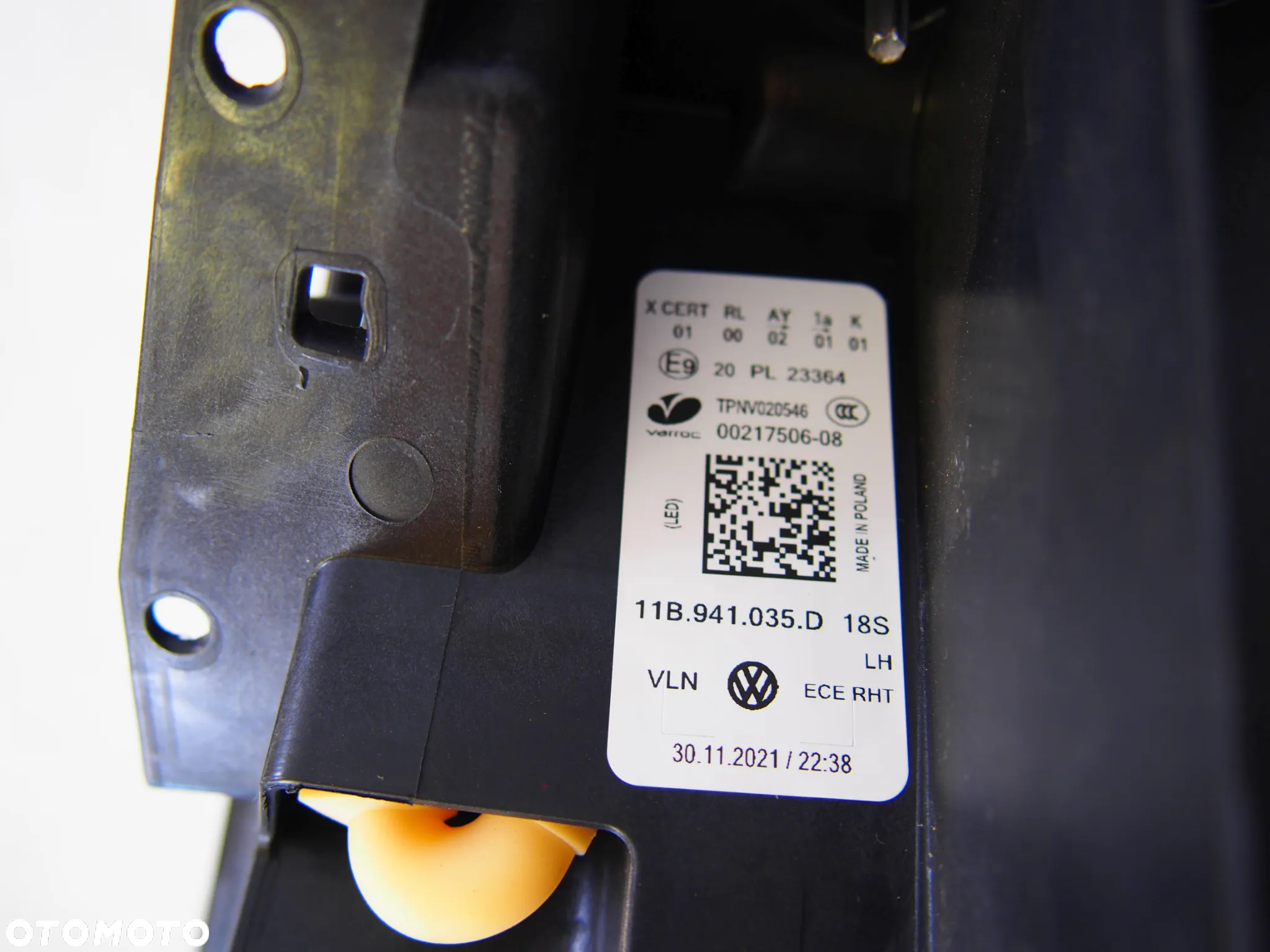 Image Volkswagen ID.4 20r Světlomet levý ID 4 2020 - 11B941035D