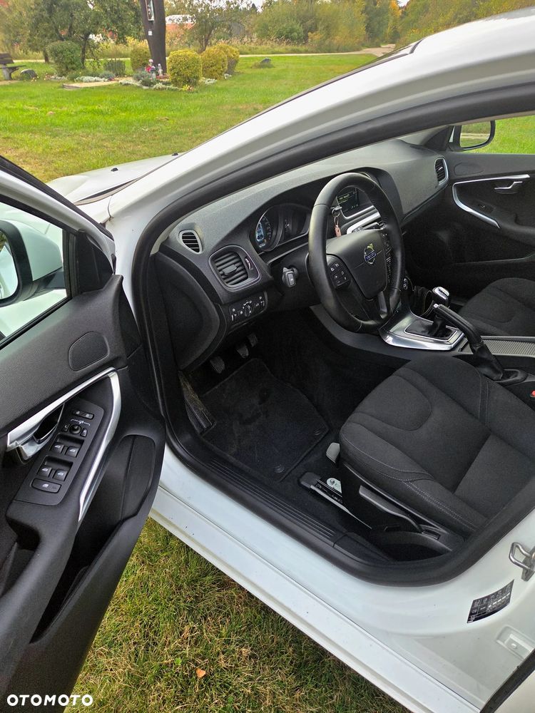 Volvo V40 D2 Kinetic - 7