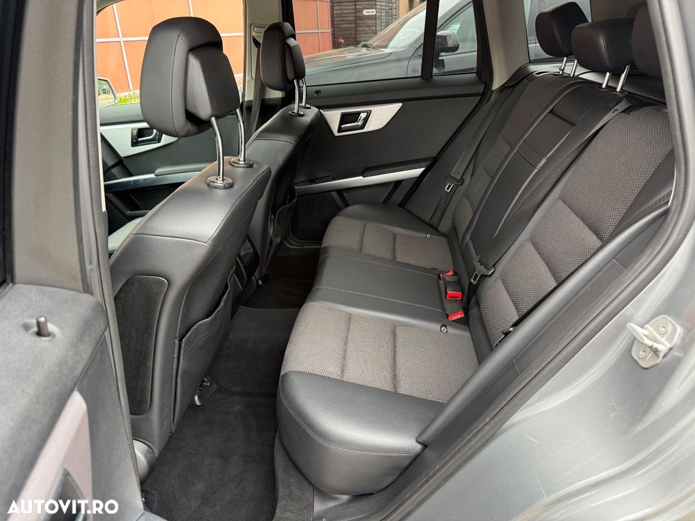 Mercedes-Benz GLK 220 CDI DPF 4Matic BlueEFFICIENCY 7G-TRONIC Edition 1 - 7
