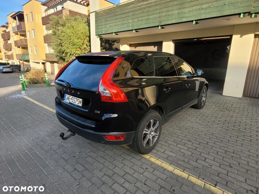 Volvo XC 60 D3 Momentum - 8