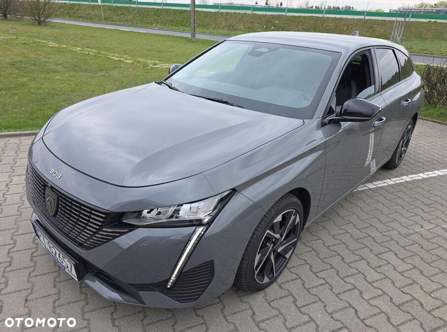 2023 Peugeot 308 1.2 PureTech Allure S&S EAT8, photograph 2