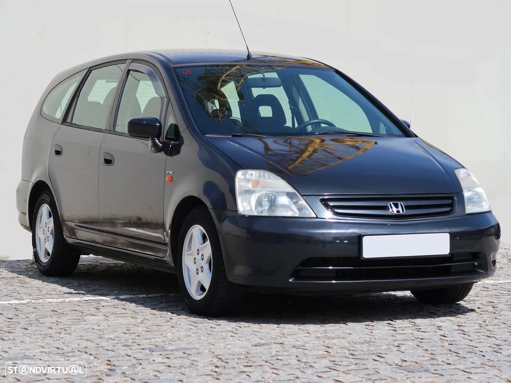 Honda Stream 1.7 ES - 6