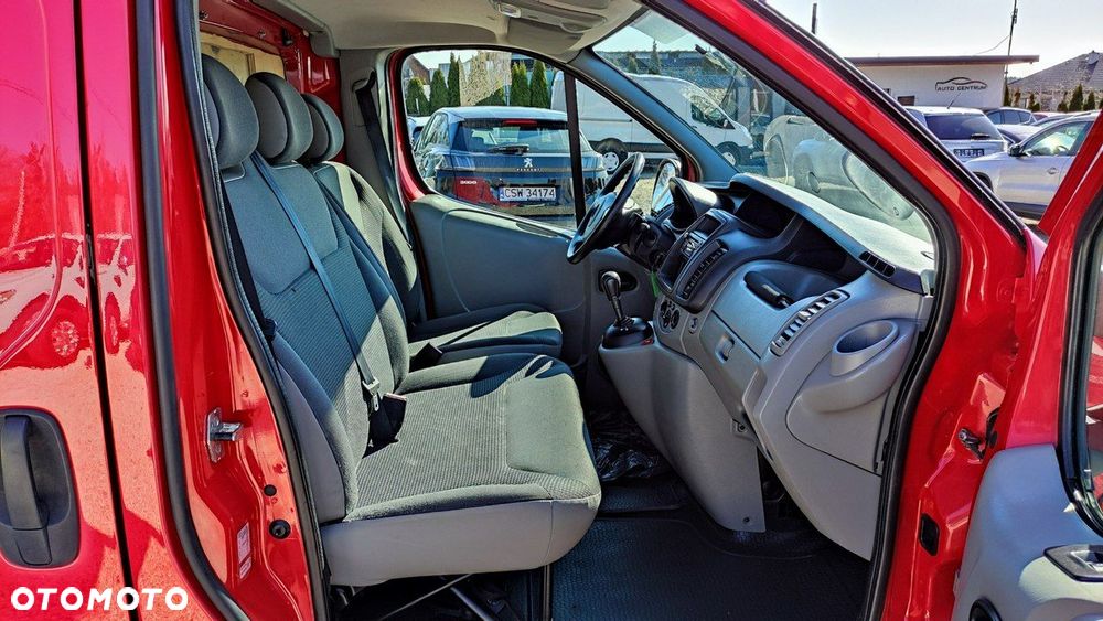 Opel Vivaro - 24