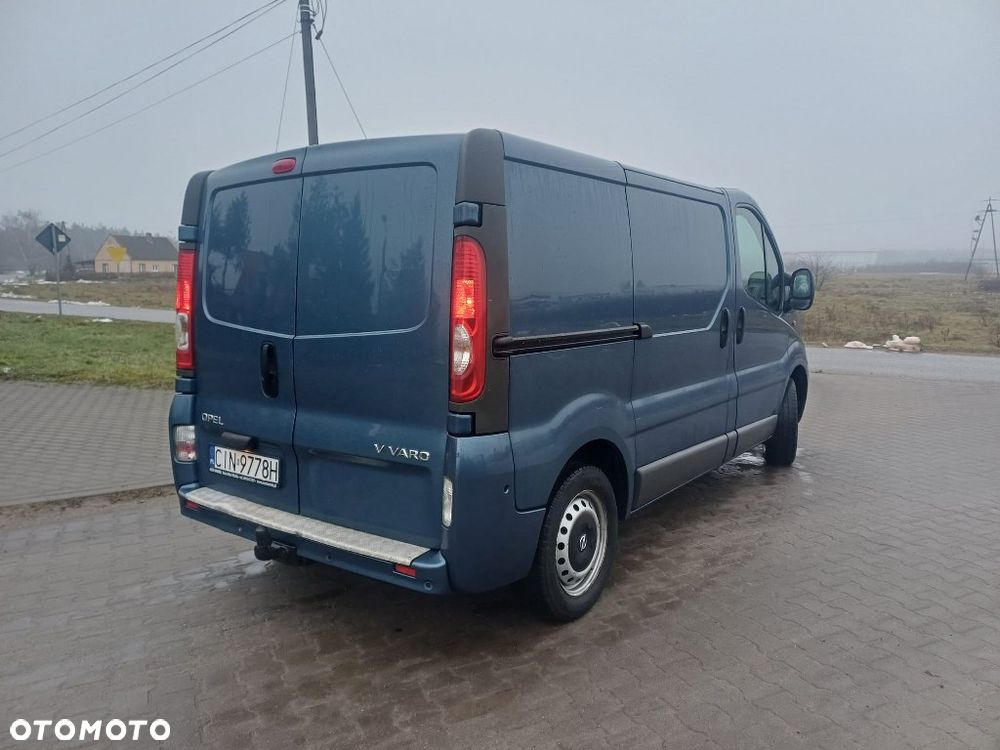 Opel VIVARO - 11