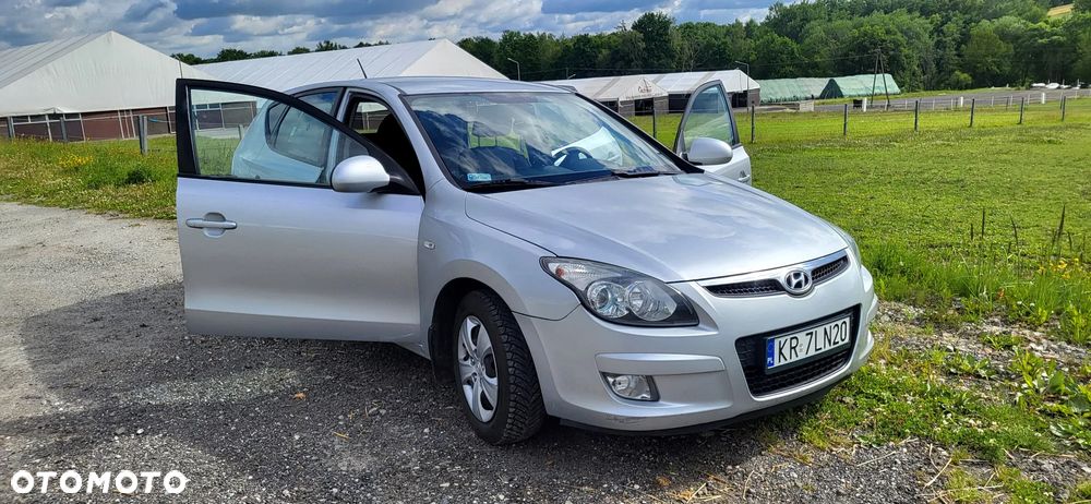 Hyundai i30 1.6 CRDi Comfort - 1