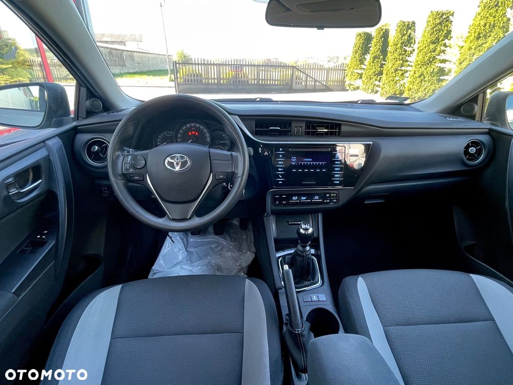 Toyota Auris - 5