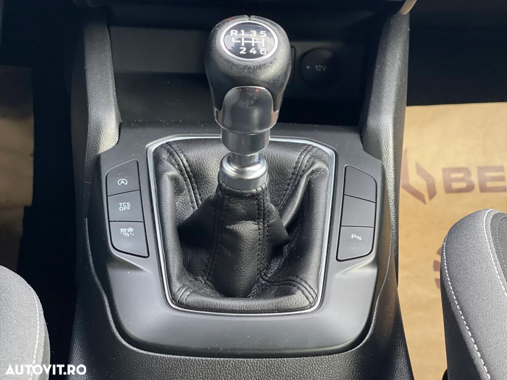 Ford Focus 1.5 EcoBlue Connected - 8