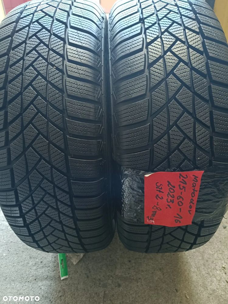 Opony zimowe 215/60/16 - 2