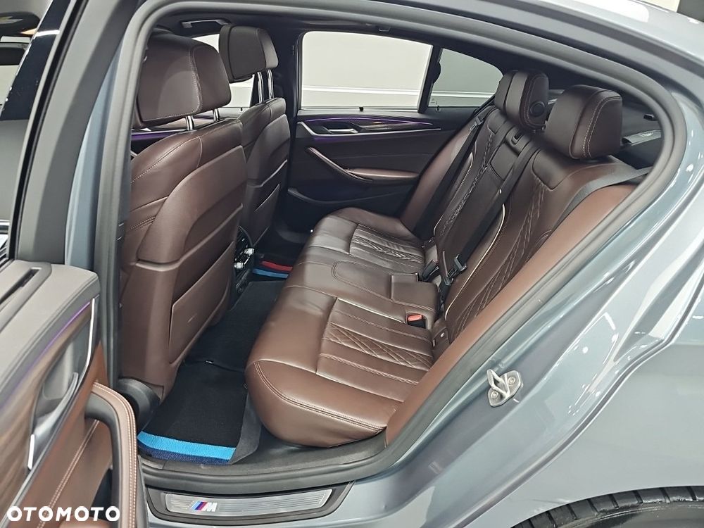 BMW Seria 5 530i xDrive M Sport Edition - 6