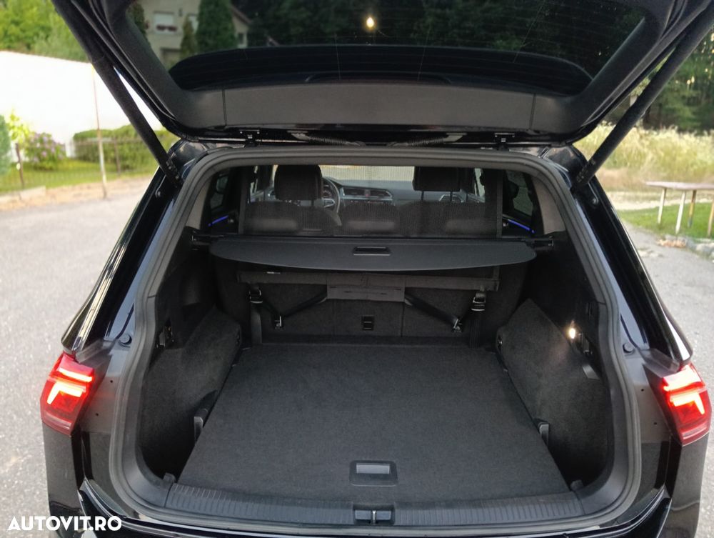 Volkswagen Tiguan 2.0 TDI 4Mot DSG R-Line - 36