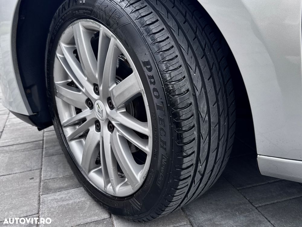 Renault Megane ENERGY dCi 110 Start & Stop LIMITED - 25