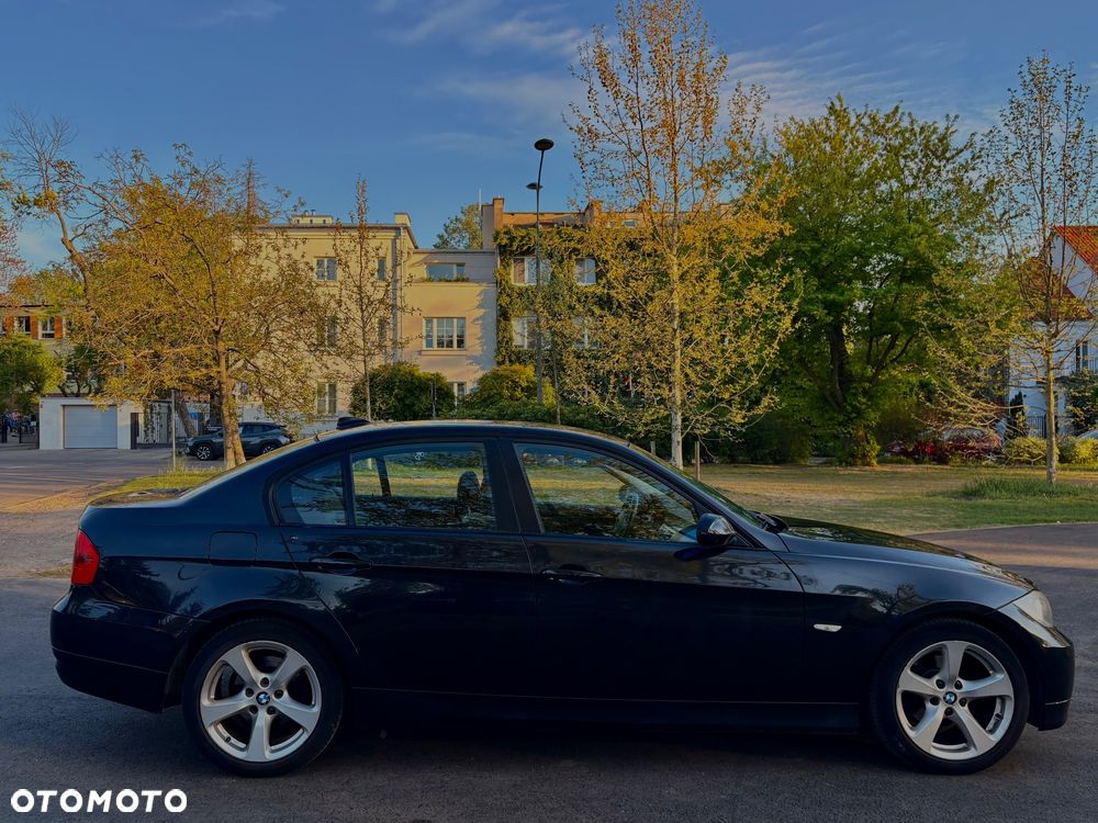 BMW Seria 3 318d - 24