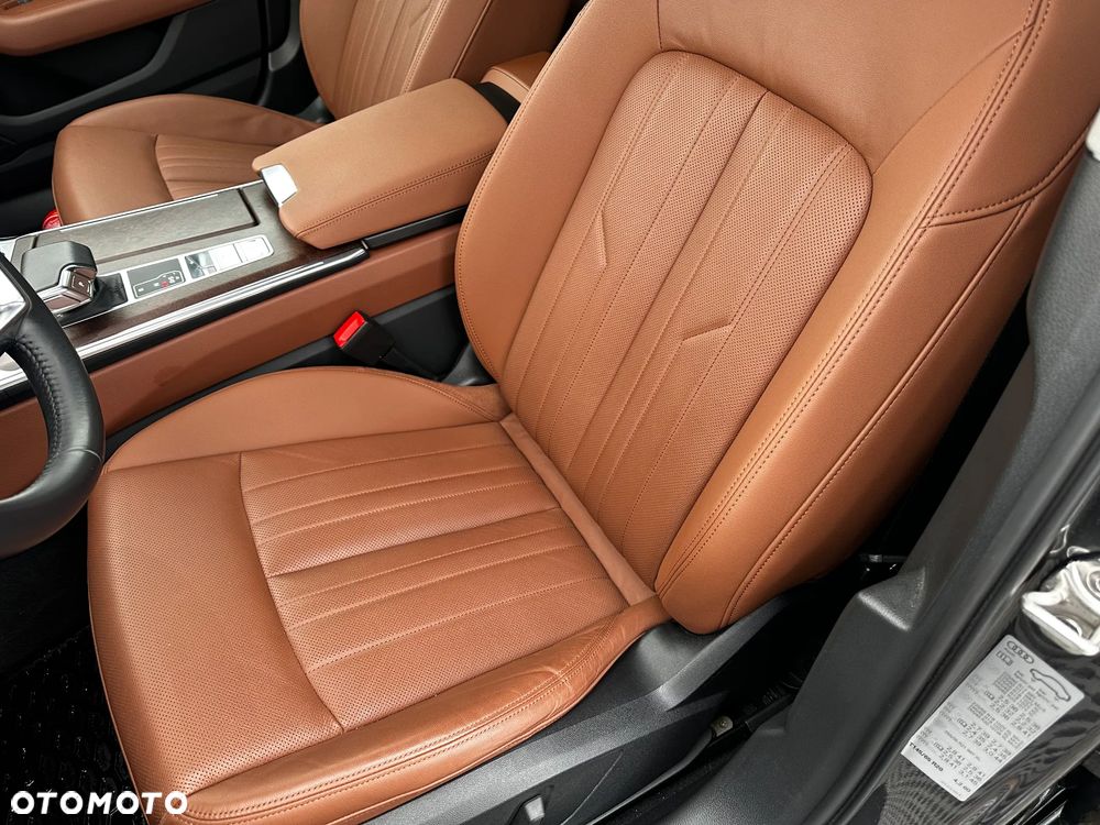 Audi A6 Avant - 16