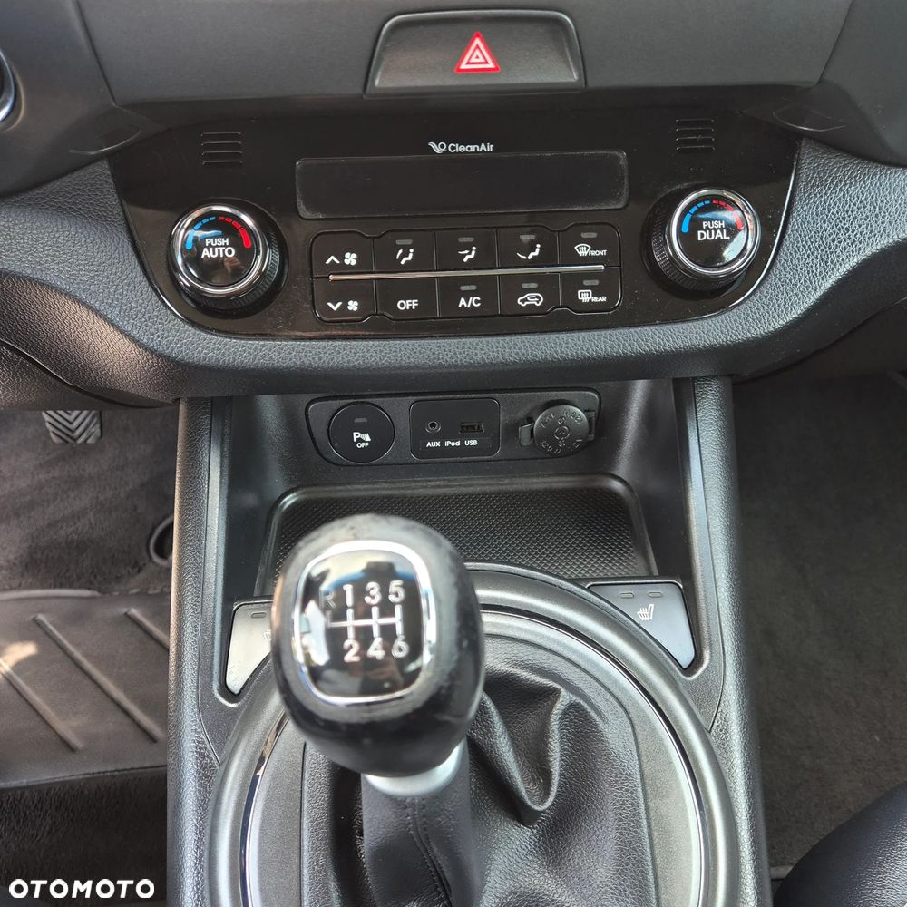 Kia Sportage 2.0 CRDI 4WD Dream-Team Edition - 23
