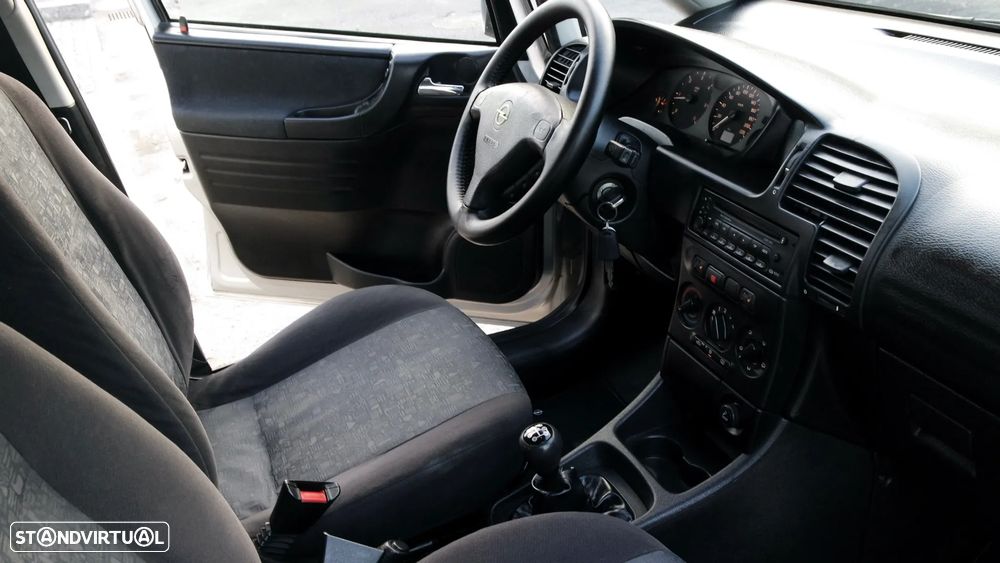Opel Zafira 2.0 DTi Elegance - 51