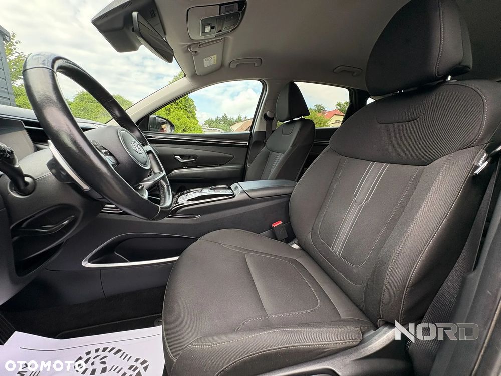 Hyundai Tucson 1.6 T-GDi HEV Executive 2WD - 13