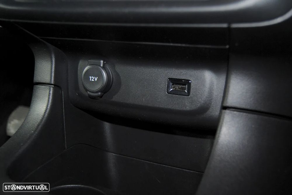 Citroën C3 1.2 PureTech Max - 17