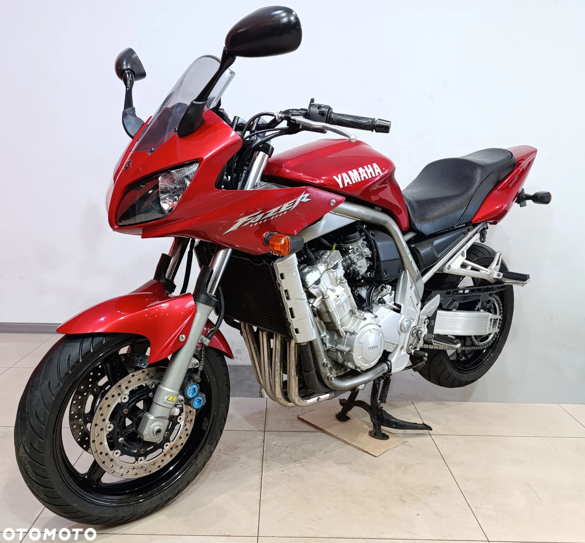 Yamaha FZS - 1