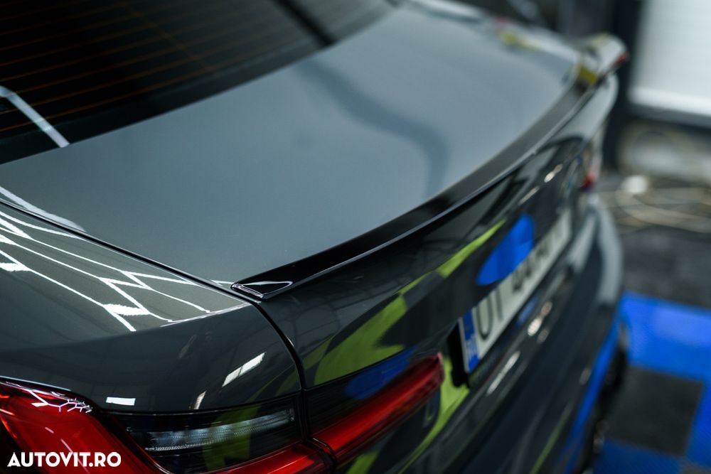 BMW Seria 3 330e Aut. M Sport - 15