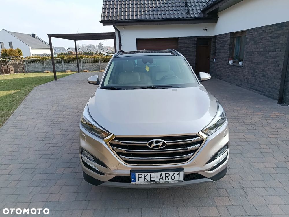 Hyundai Tucson 2.0 CRDI BlueDrive Style 2WD - 2