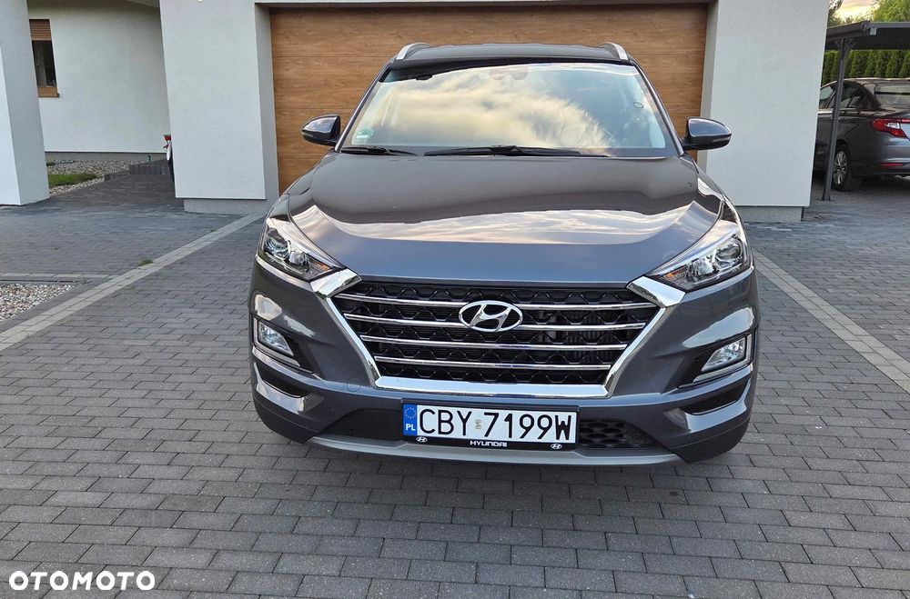 Hyundai Tucson - 2